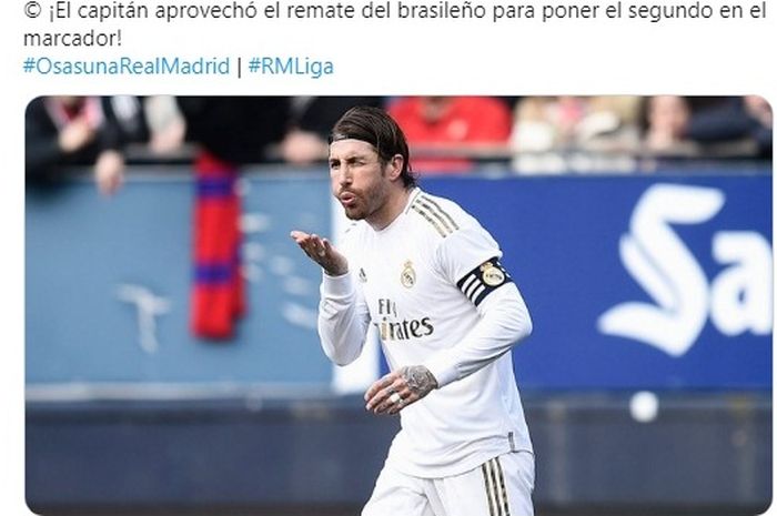 Kapten Real Madrid, Sergio Ramos, melakukan selebrasi seusai menjebol gawang Osasuna dalam partai Liga Spanyol, Minggu (9/2/2020).