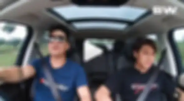 Cuplikan video  Rizky Billar terpancing emosinya setelah Boy William bertanya soal kontennya bersama Lesti Kejora.