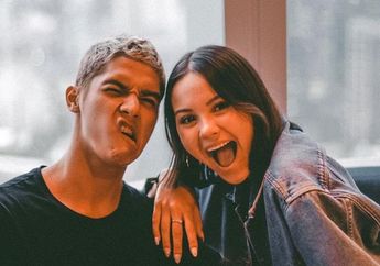 Pamer Foto Saat Bertelanjang Dada Seraya Peluk Mesra Sang Pacar, Al Ghazali Langsung Ramai Disentil Netizen: Inget Bang, Belum Nikah..