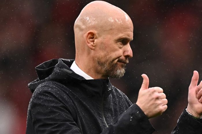 Pelatih Manchester United, Erik ten Hag, dikabarkan sudah mulai kehilangan kontrol di ruang ganti tim asuhannya.