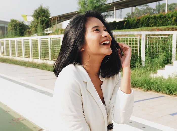 Inspirasi OOTD Casual Hits ala Siti Adira Kania, Anak Ikke Nurjannah yang Super Modis