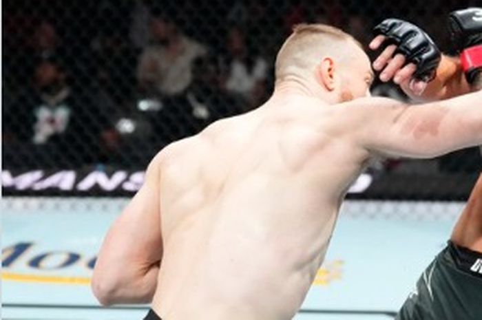 Joe Pyfer bertekad membuat Kelvin Gastelum KO di Mexico City