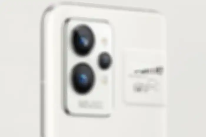 Tampilan realme GT 2 Pro Master Edition.