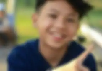 Begini Ini Gaya Khas Denis Kancil Yang Sering Diikuti Fansnya
