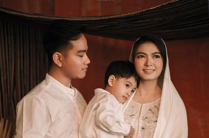 Selvi Ananda dan keluarga kecilnya