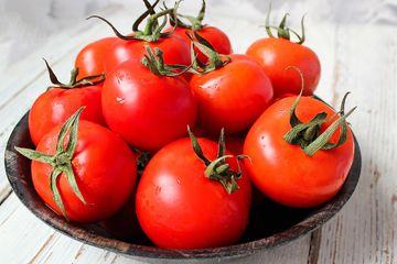 Tips Hidup Jaga Kesehatan Tubuh Cuma Modal Tomat, Ternyata Doyan Konsumsi Buah Satu Ini Miliki Deretan Manfaat Luar Biasa