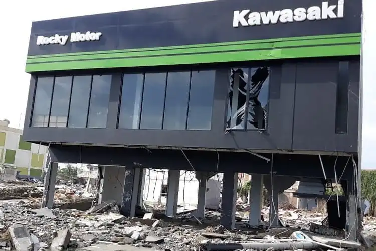 Bagaimana Nasib Pemilik Motor dan Mobil yang Kredit di BCA Finance Pasca Gempa di Palu?
