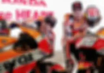 Heboh! Bukan Replika, Marc Marquez dan Dani Pedrosa Bawa Motor Asli ke Jakarta