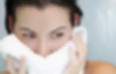 Meski #DiRumahAja, Haruskah Tetap Double Cleansing Pakai Ariul?