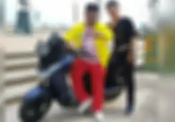 Adik Yamaha NMAX Tampil Macho Selfie Bareng Hotman Paris, Ternyata Habis Biaya Segini
