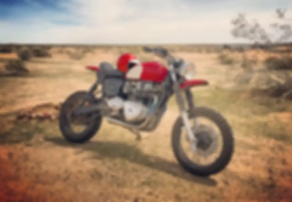 Triumph Bonneville T100 “Vermillion” besutan Modulus Creative