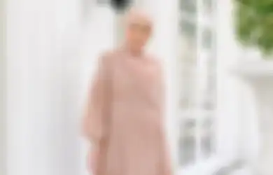 5 Model Dress Lebaran 2022 Warna Cokelat Susu Dijamin Bikin Modis!