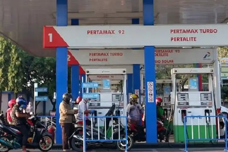 Update Harga Bensin Pertamina Naik Rp 300 Sampai Rp 900, Bagaimana Pertalite dan Pertamax