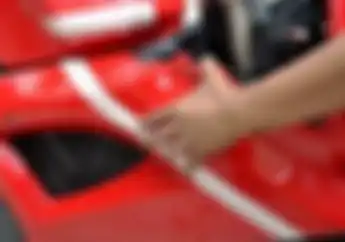 Perekat Ini Bikin Hati Adem Saat Bongkar Pasang Bodi Motor Bro..