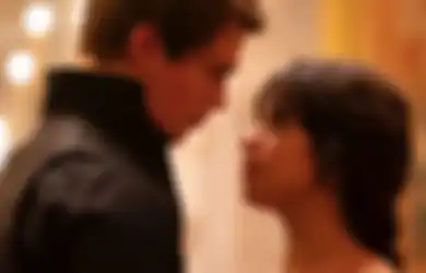 Cinderella 2021 Rilis Foto Camila Cabello dan Prince Robert. Serasi!
