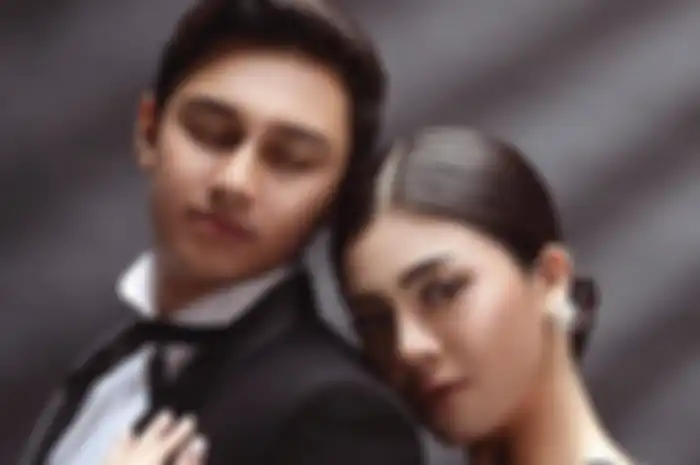 Hito dibuat kelimpungan saat Felicya mengalami kesakitan.
