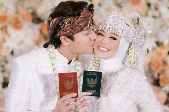 Paranormal Hard Gumay sebut akan muncul video perselingkuhan artis inisial R.