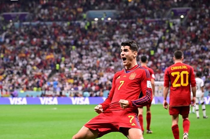 Striker Spanyol, Alvaro Morata, merayakan gol ke gawang Jerman dalam penyisihan grup Piala Dunia 2022.