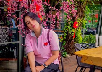 Mengonfirmasi Meninggalnya Mantan Manajer Para Artis Wawan Soeharto, Ussy Sulistiawaty: Aku Masih Enggak Percaya