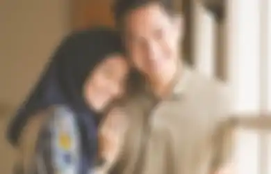 Tak Pernah Sesumbar Soal Harta, Dude Herlino Diam-diam Punya Pabrik Uang yang Digandrungi Banyak Orang dan Tersebar di Berbagai Daerah