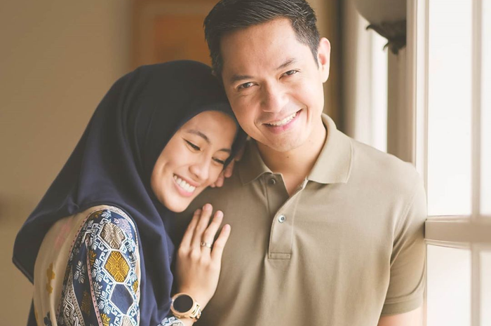 Alyssa Soebandono dan Dude Herlino