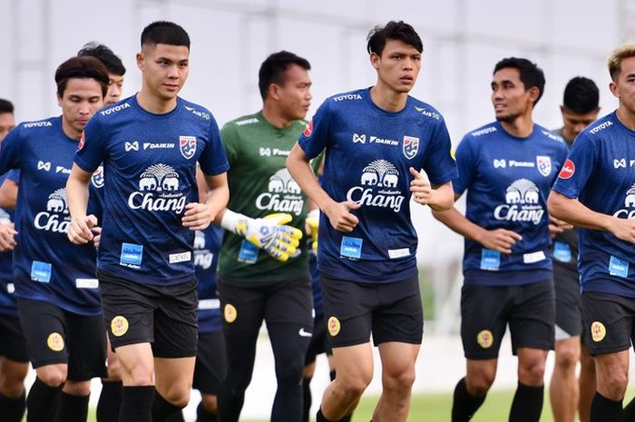 timnas Thailand gelar latihan perdana sebagai persiapan terjun di Piala AFF 2020.