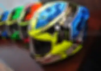 Fakta Dibalik Helm KYT Menjalin Ikatan Persaudaraan Dengan Suomy