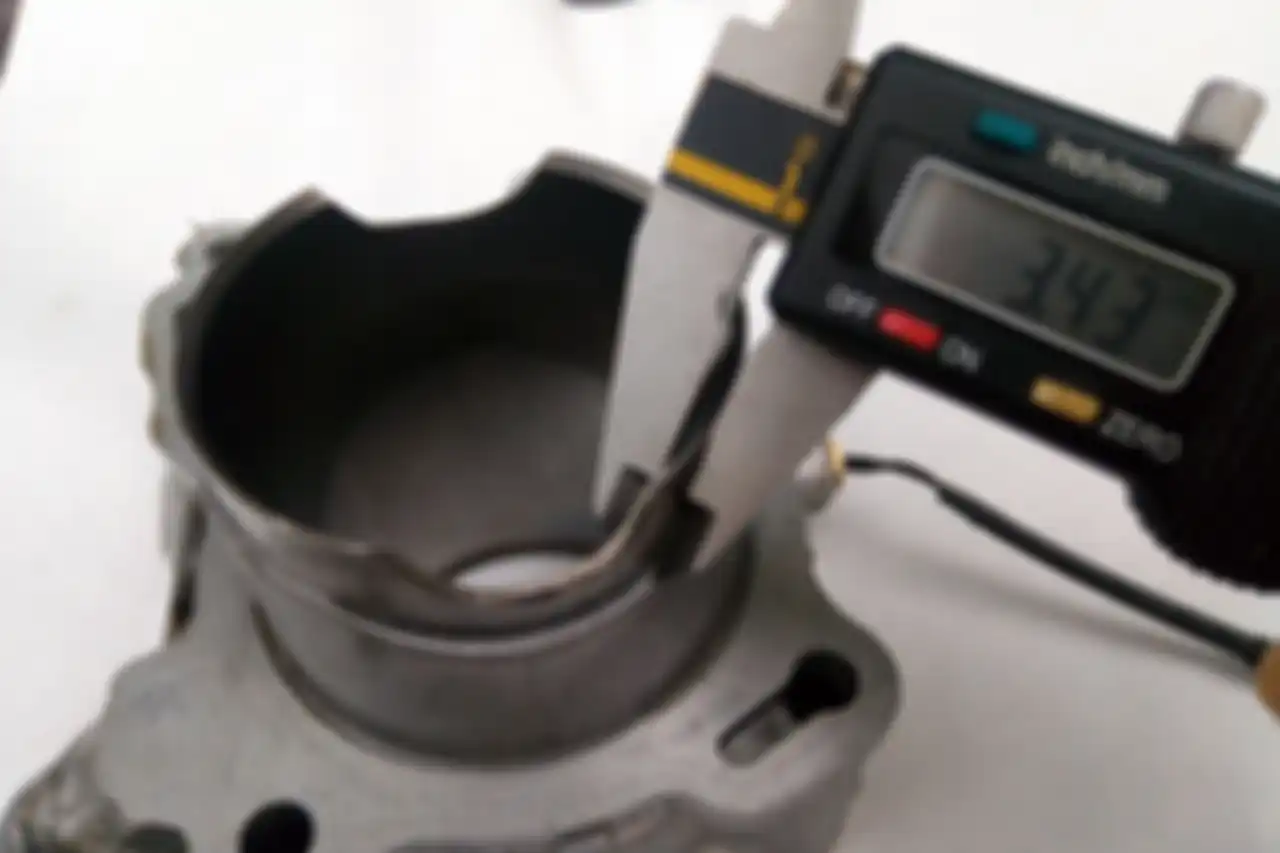 Saat bore up perhatikan juga ketebalan boring liner