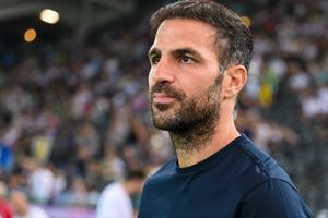 Fabregas Bikin Malu Sepak Bola Italia, Cassano: Dia Harus Segera Pergi dari Como! 