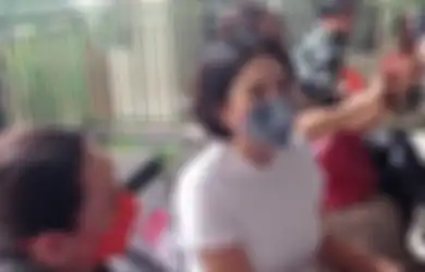 Getol Bela Putra Siregar, Nikita Mirzani Murka Saat Juragan 99 yang Ketahuan Ngetag Presiden Jokowi: Gua Gedek Banget Sama Lu! 