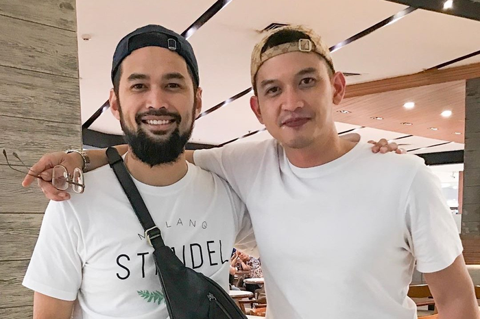 Teuku Wisnu dan Rezky Aditya