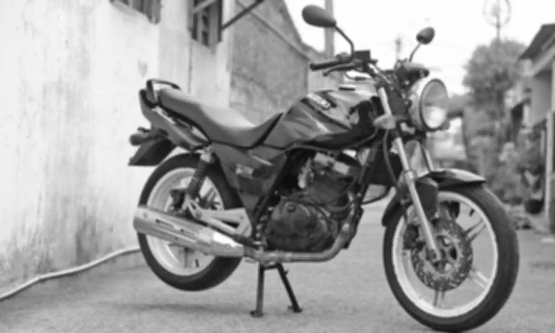Suzuki Thunder 125