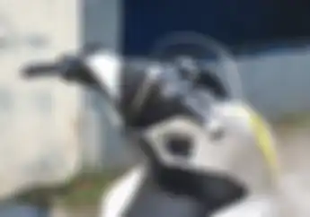 Ganteng Maksimal, Honda PCX Pakai Handle Bar Cover, Tampangnya Jadi Mirip NMAX