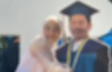 Usai Sidang Skripsi Nabila Ishma Langsung Mengunjungi Makam Eril, Siap Buat Melanjutkan Hidup