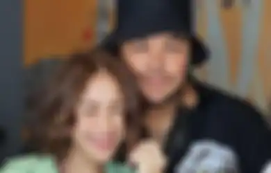 Ngotot Minta Ivan Gunawan Serahkan Semua Kekayaan Jika Ingin Menikahinya, Ayu Ting Ting: Lo Laki Bukan?