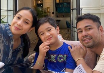 Terlahir Sebagai Penerus Kesultanan Andara, Paras Rafathar Jadi Sorotan hingga Disebut Mirip dengan Idola Korea, Netizen: Semua Diborong Sama Aa'
