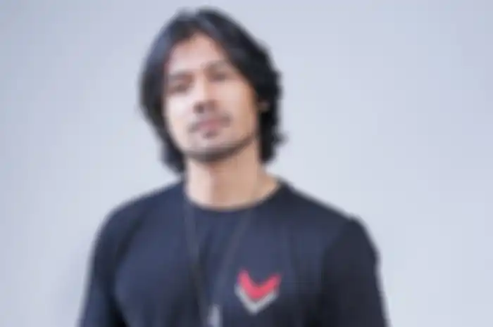 Chicco Jerikho saat berkunjung ke Redaksi NOVA.