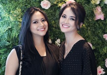 Tampilan Kompak Rini Yulianti dan Ririn Ekawati dalam Balutan Busana Merah, Sibling Goals!