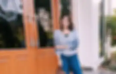 Sempat Diterpa Rumor Transgender, DJ Cantik Ini Buktikan Dirinya Wanita Tulen, Ini Kediamannya yang Asli di Thailand!