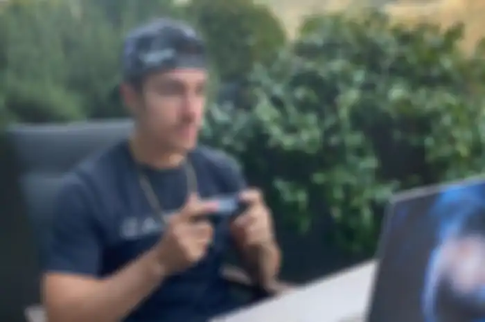 Maverick Vinales latihan gim MotoGP19 di kesempatan yang ada targetnya gak muluk-muluk mengincar kemenangan di MotoGP Virtual race kedua hari ini, Minggu (12/4/2020)