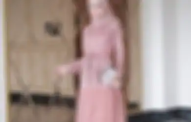 5 Inspirasi Model Dress Brokat Warna Cokelat Buat Lebaran, Simak