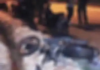 Kocak! Usai Kecelakaan Hebat dan Terpental, Pengendara Motor Ini Malah Tertidur Pulas