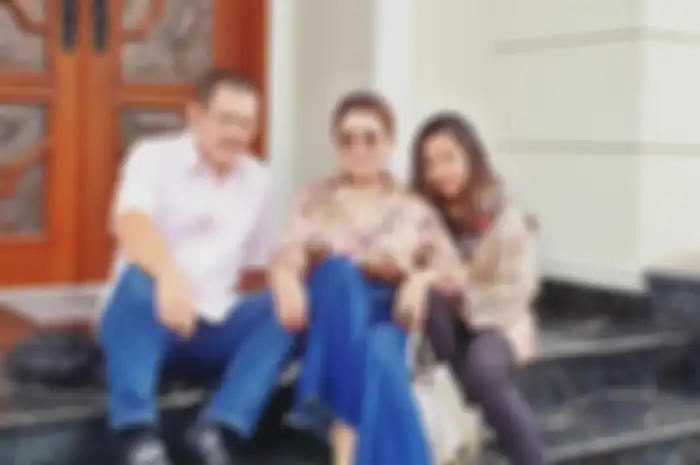 Berhasil Raup Kekayaan Usai Nikahi Keluarga Cendana, Mayangsari Kini Sesumbar Pakai Ikat Pinggang Emas Senilai Rp 23 Juta, Netizen Nyinyir: Pelakor Sukses!