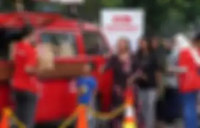 Bawa Food Truck, Bodrex Salurkan Donasi Paket Makanan Berbuka 