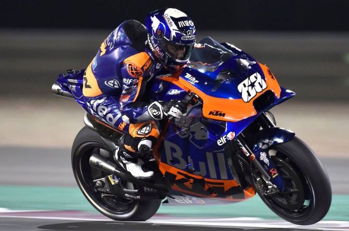 Pembalap tim KTM, Miguel Oliveira saat melakoni seri perdana MotoGP Qatar (10/3/2019)