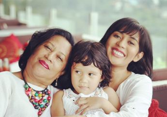 Merasa Janggal dengan Kematian Putrinya yang Disebut Jatuh dari Lantai 6, Karen Pooroe Ungkap Tak Ada Patah Tulang dan Pendarahan pada Jenazah: Tulang Tengkoraknya Utuh!