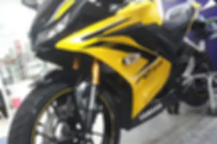 All New R15 2018 gunakan suspensi upside down
