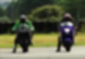 Video Bukti Suzuki Hayabusa Sudah Bukan Motor Tercepat, Ditinggal Sekebon Sama Motor Ini