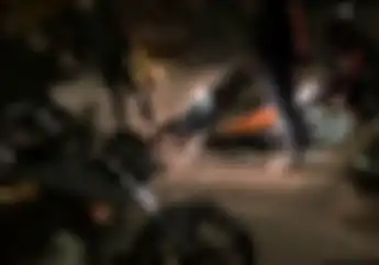 Mirip Film Action, Kejar-kejaran Polisi dengan Geng Motor Terjadi di Kalimalang, 2 Celurit Diamankan