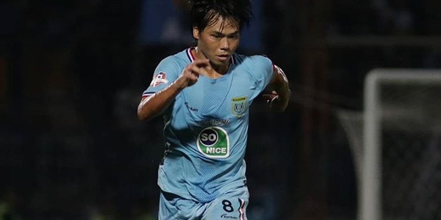 Kaki Bek Persebaya Mungkin Patah Usai Dihajar Kei Hirose    